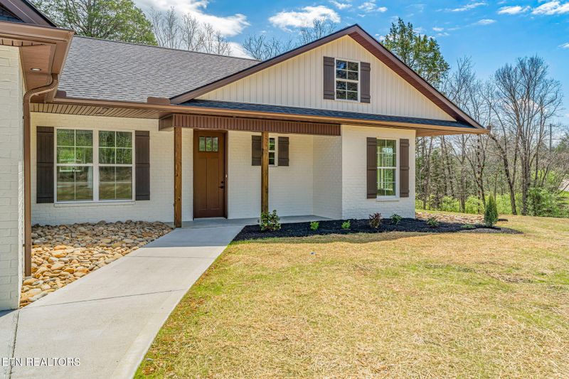 7760 Bell Rd, Knoxville, TN 37938