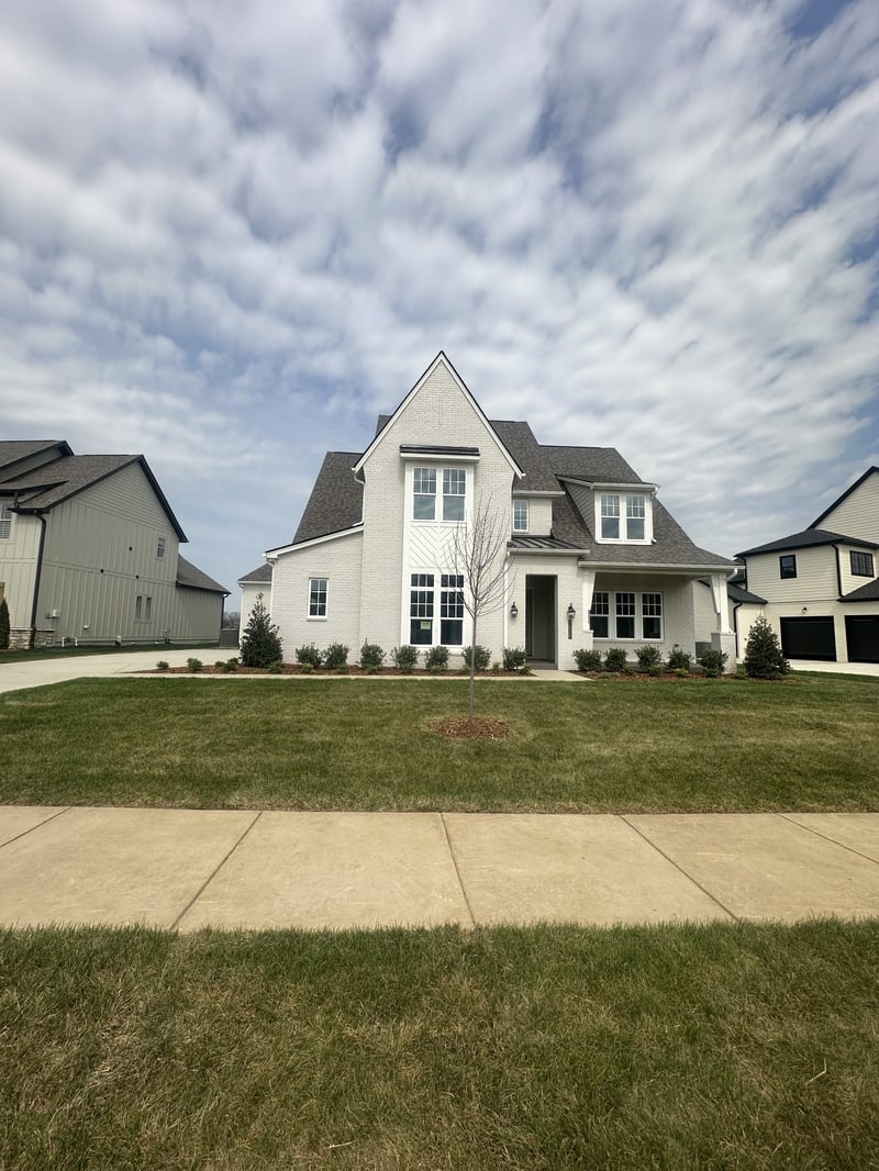 7520 Sutcliff Dr, College Grove, TN 37046