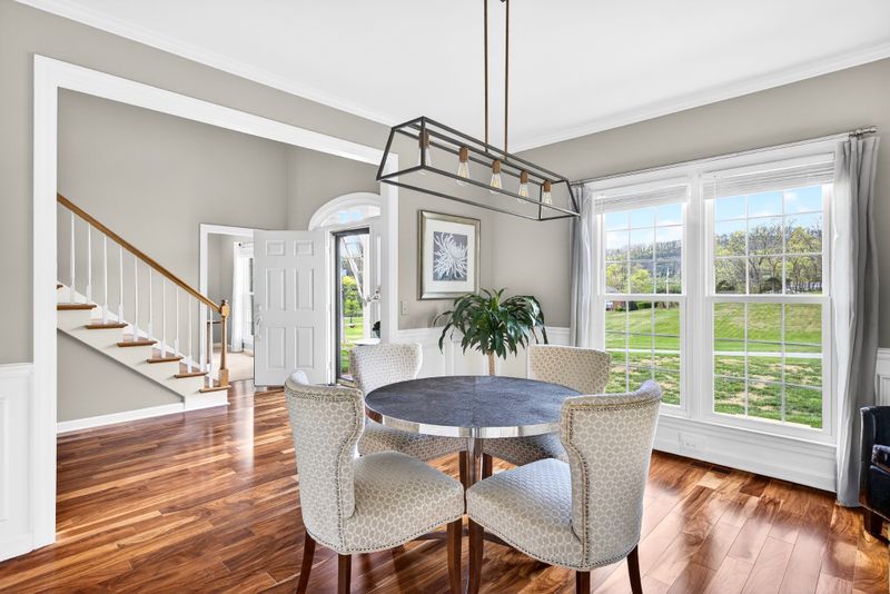 4426 Savage Pointe Dr, Franklin, TN 37064
