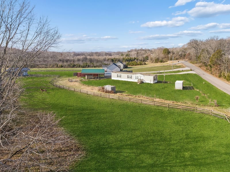 3118 Mckibbon Rd, Culleoka, TN 38451