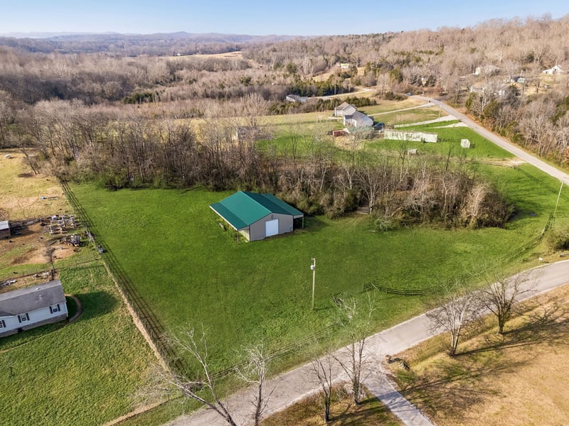 3118 Mckibbon Rd, Culleoka, TN 38451