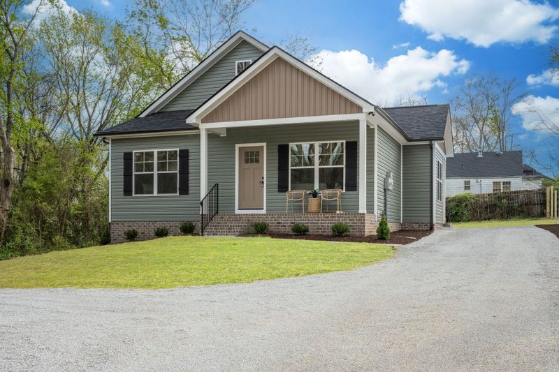 108 Aries Al, Dickson, TN 37055