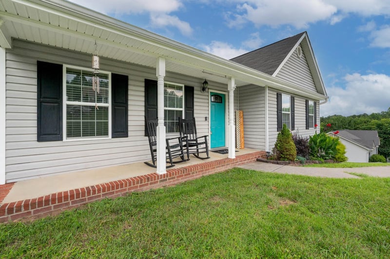 610 Eagle View Dr, Ringgold, GA 30736