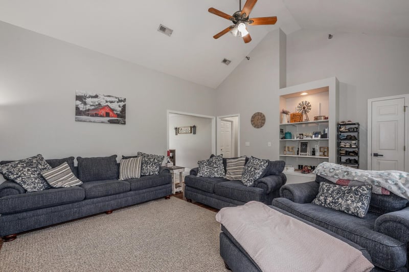 610 Eagle View Dr, Ringgold, GA 30736