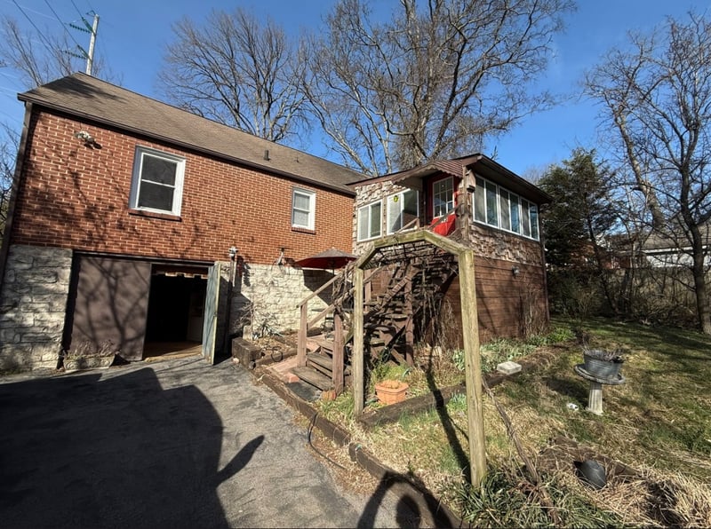 313 W Old Hickory Blvd, Madison, TN 37115