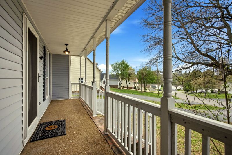 110 Green Vale Dr, Columbia, TN 38401