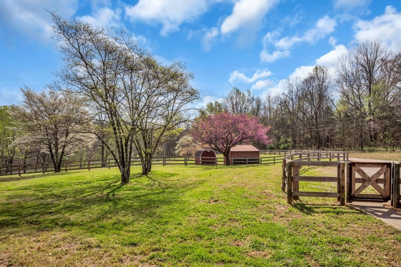 2025 Dunn Chapel Rd, Cumberland Furnace, TN 37051
