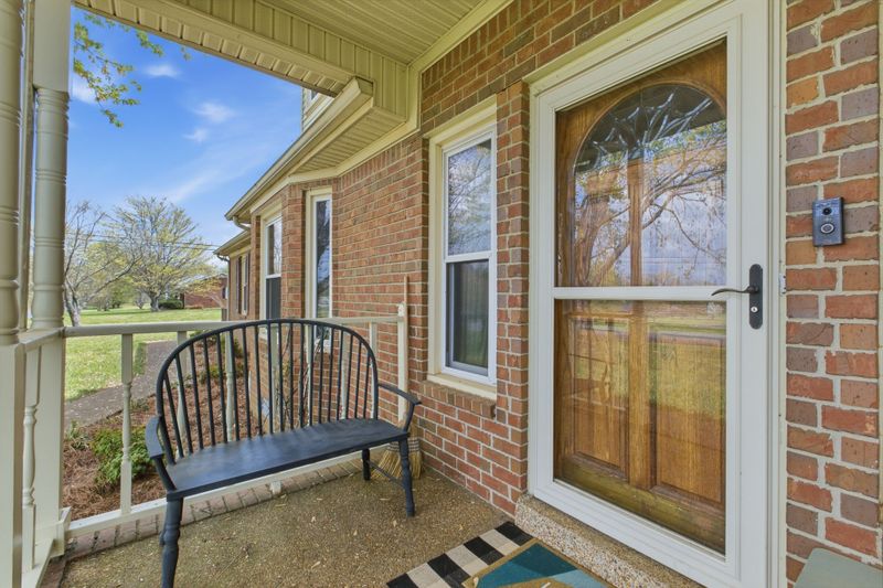 812 Ridgetop Dr, Mount Juliet, TN 37122