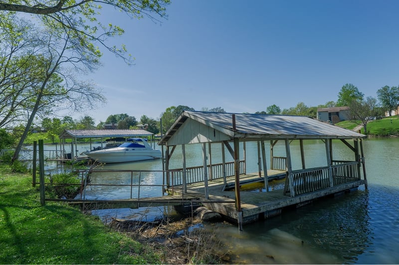 128 Lakeview Dr, Hendersonville, TN 37075