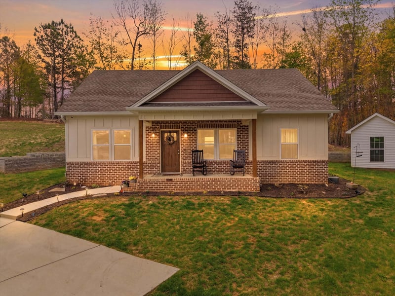9 Stonecrest Dr, Rock Spring, GA 30739
