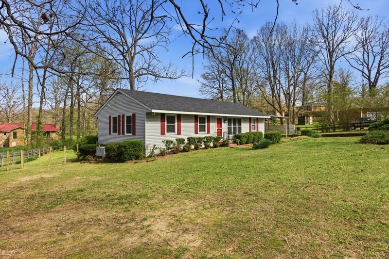 105 Shady Hill Rd, Dickson, TN 37055