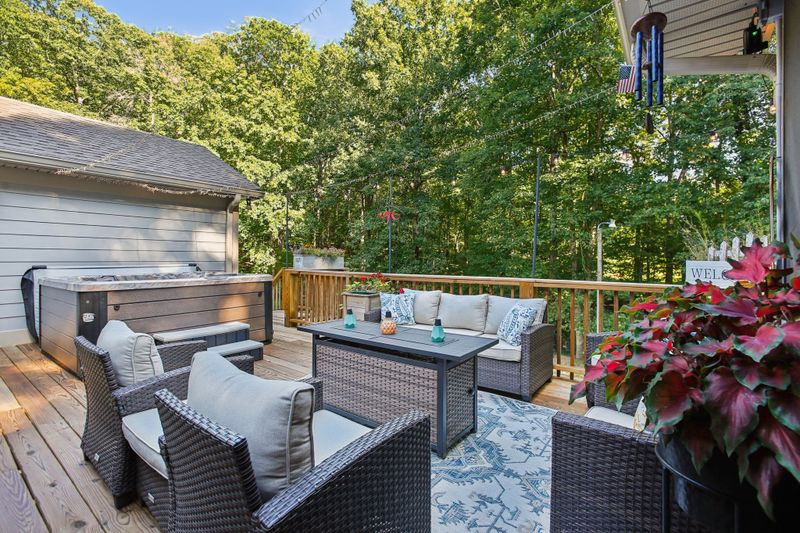 106 Dogwood Ct, Dickson, TN 37055