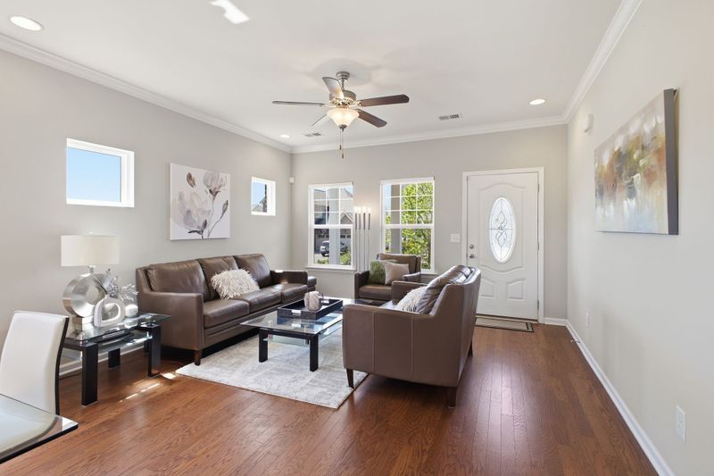 166 Lightwood Dr, Antioch, TN 37013
