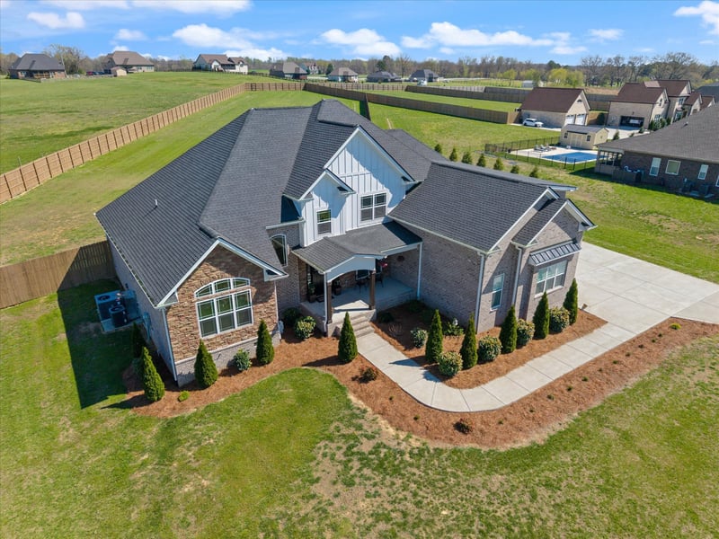 2507 Tom Austin Hwy, Greenbrier, TN 37073