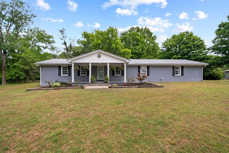 2580 Santa Fe Pike, Santa Fe, TN 38482
