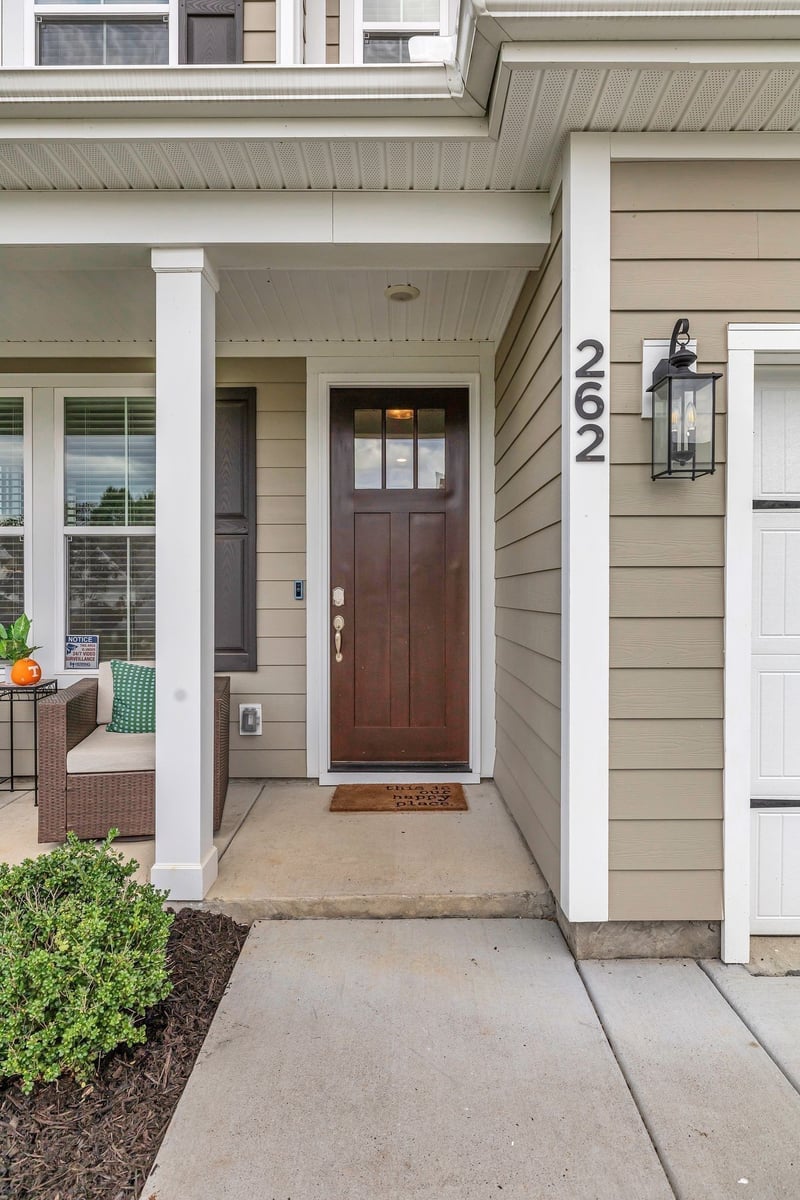 262 Cornice Dr, La Vergne, TN 37086