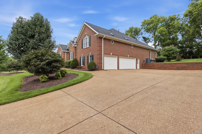 616 Burton Dr, Franklin, TN 37067