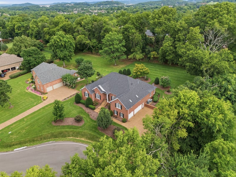 616 Burton Dr, Franklin, TN 37067