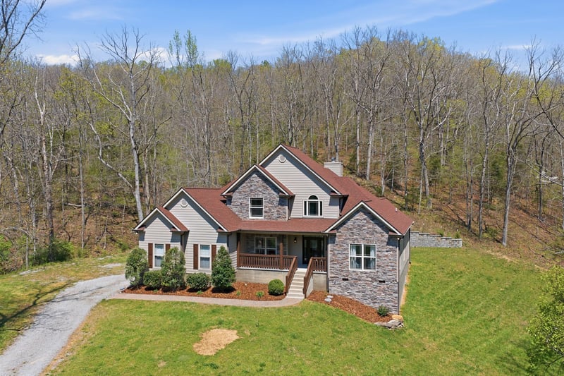 1075 Garland Hollow Rd, Pegram, TN 37143