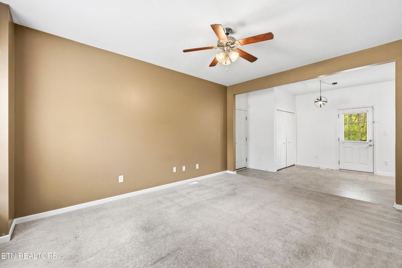3024 Pinex Ln, Knoxville, TN 37921