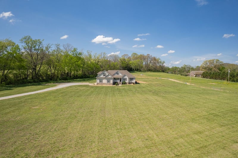 3036 Valley Creek Rd, Culleoka, TN 38451