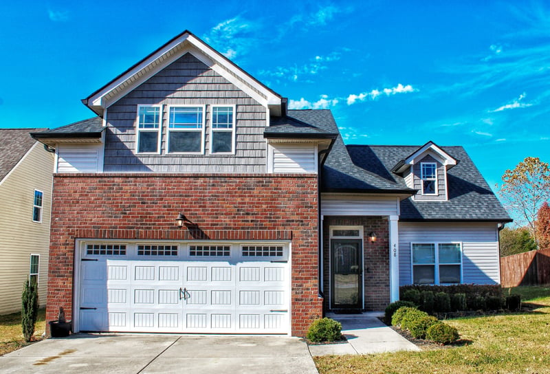 408 Barbaro Ct, Burns, TN 37029