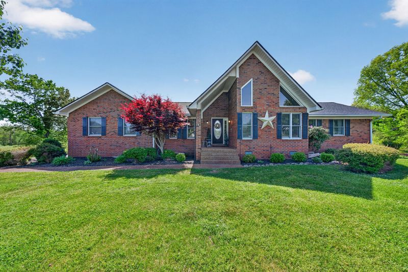 2536 Greens Mill Rd, Columbia, TN 38401
