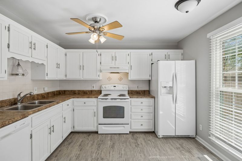 326 Stewarts Ferry Pike, Nashville, TN 37214
