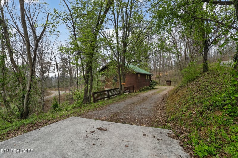 1930 Regans Ridge Way, Sevierville, TN 37876