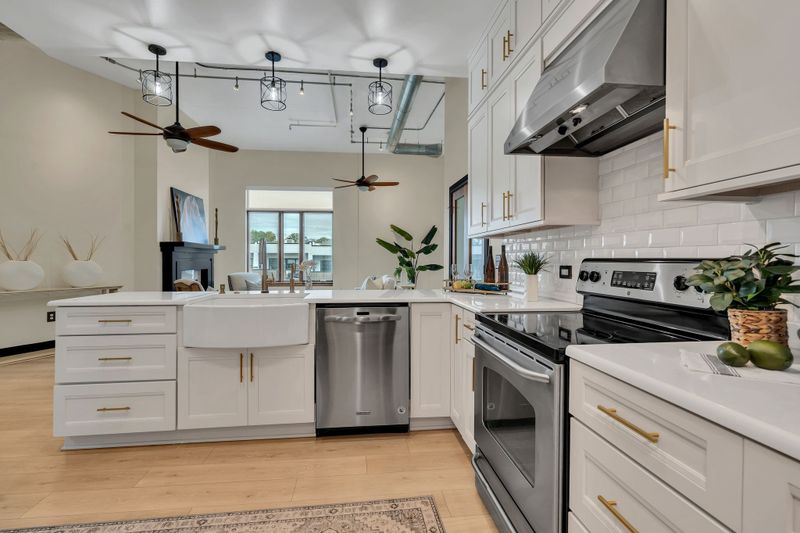 205 31st Ave N #303, Nashville, TN 37203