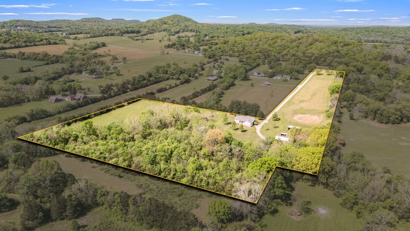15495 Cainsville Rd, Milton, TN 37118