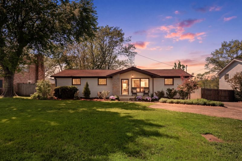 633 River Rouge Dr, Nashville, TN 37209