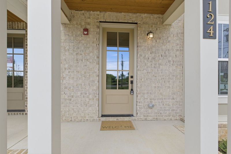 124 Nearwater Pl, Hendersonville, TN 37075