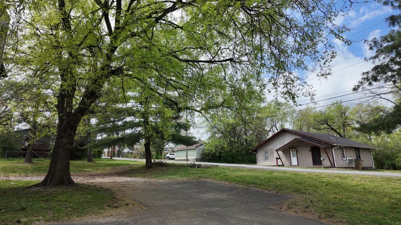 200A E Palestine Ave, Madison, TN 37115