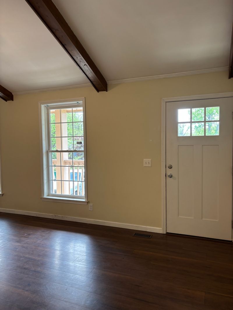 325 Sunrise Cir, Mount Juliet, TN 37122