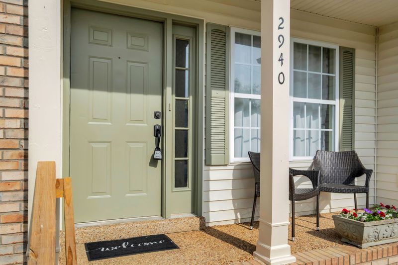 2940 Riverbend Dr, Nashville, TN 37214