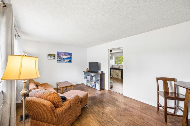 4 Delores Dr, Fort Oglethorpe, GA 30742