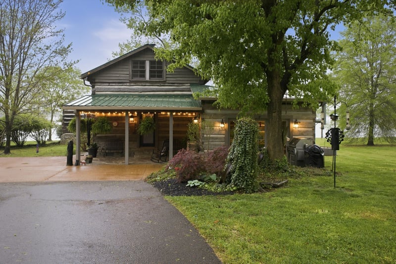1004 Mill Pond Rd, Mount Pleasant, TN 38474