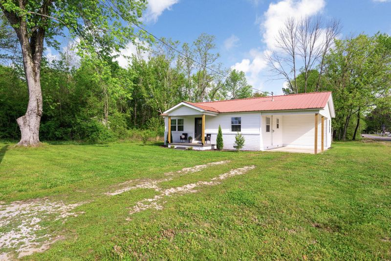 301 High St, Stevenson, AL 35772