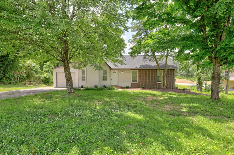 154 Shiloh Dr, La Vergne, TN 37086