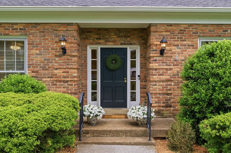 5802 Vine Ridge Dr, Nashville, TN 37205