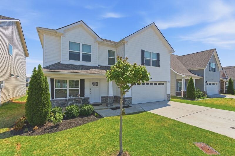 1919 Albarado Trl, Murfreesboro, TN 37128