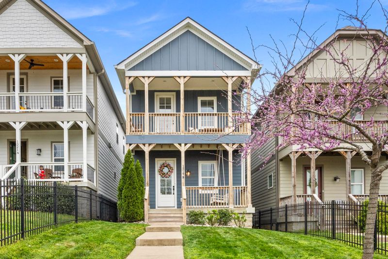 1319B Meridian St, Nashville, TN 37207