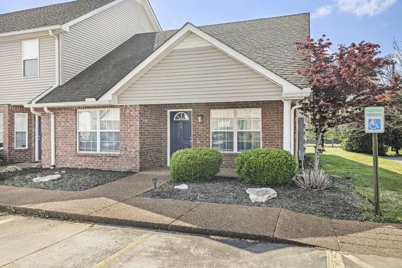 138 Cambridge Dr #C4, Gallatin, TN 37066