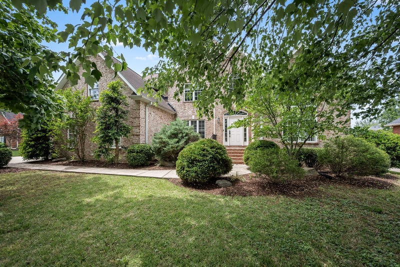 3035 Twisted Oak Dr, Murfreesboro, TN 37129