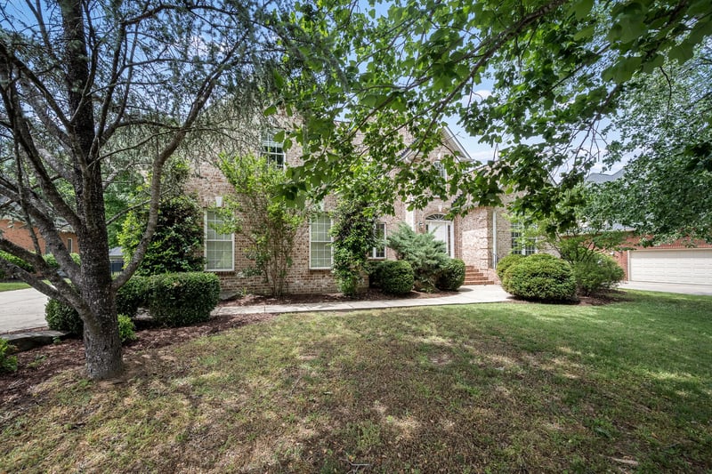 3035 Twisted Oak Dr, Murfreesboro, TN 37129