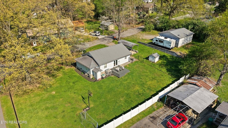 4540 Wildwood Springs Rd, Maryville, TN 37804