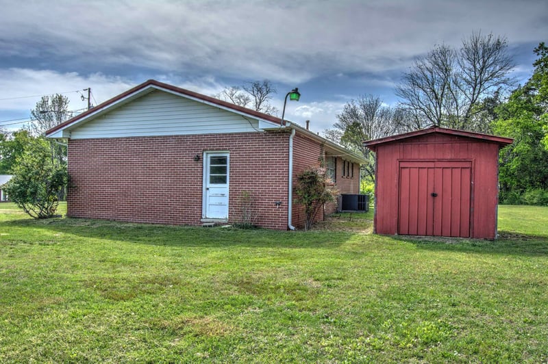 54 Malenda Dr, Trenton, GA 30752