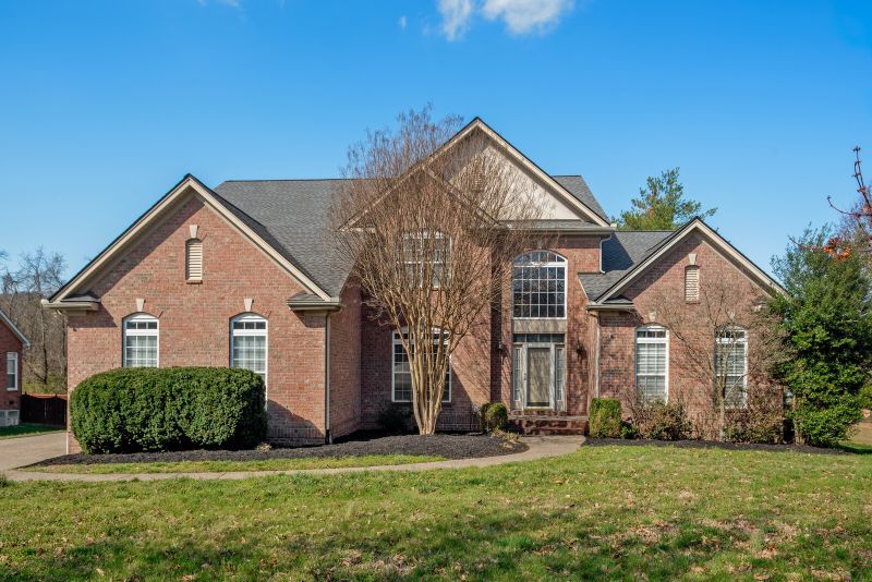 1811 Grey Pointe Dr, Brentwood, TN 37027