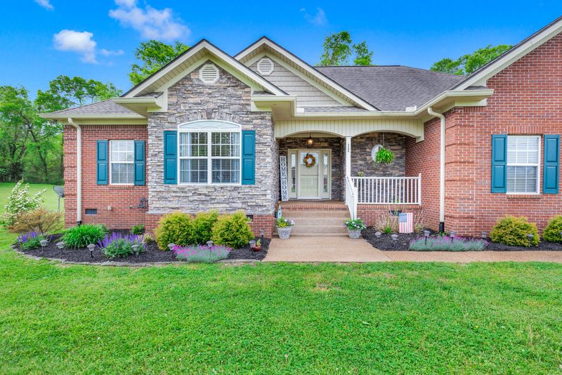 1380 Standing Stone Cir, Columbia, TN 38401